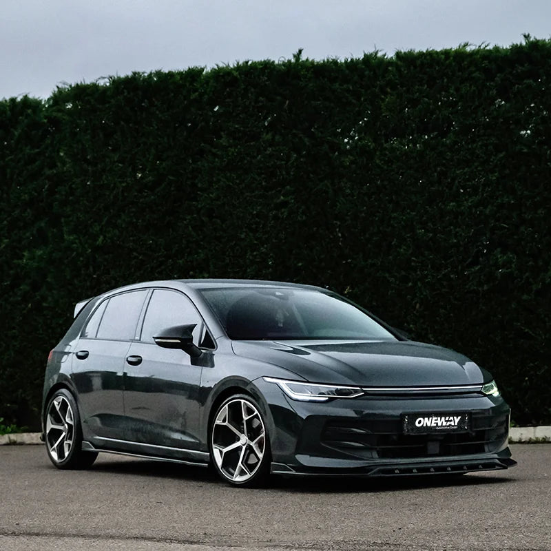 Saias Laterais VW Golf VIII HB/Variant 2020-2024 & FL 2024- excl. GTi/GTD/GTE/R/R-Line - Gloss black