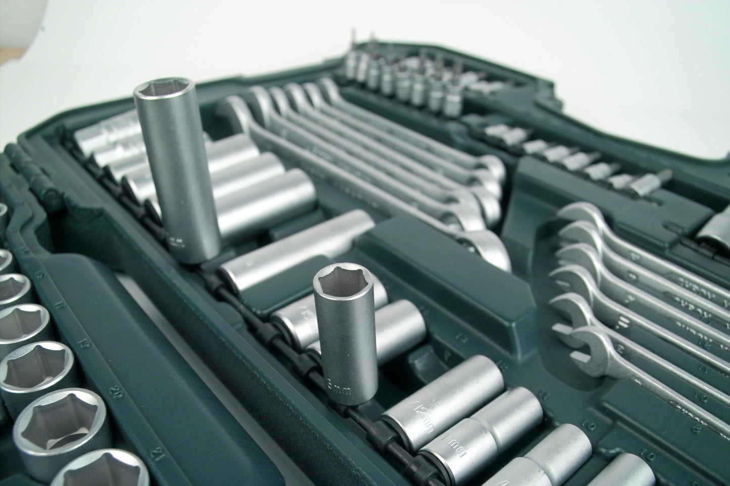 Mannesmann Tool Case 215 pieces