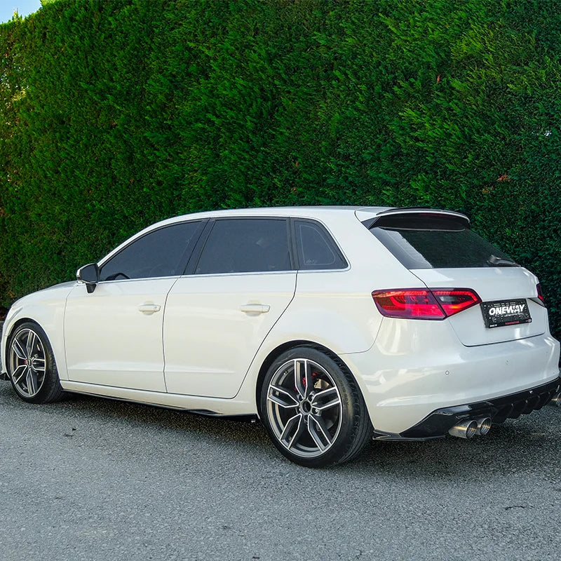 Saias Laterais Audi A3 (8V) Sportback/Limousine 2012-2020 excl. S-Line/S3/RS3 - Gloss black