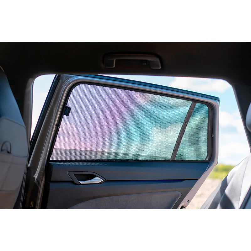 Kit de cortinas para Volkswagen Golf VIII Variant 2020- (6 peças)