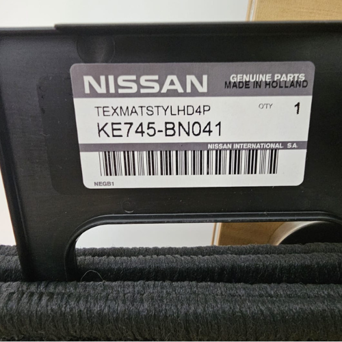 Tapetes Nissan Almera N16 00 a 06 Originais Nissan Genuine Parts