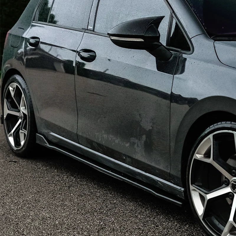 Saias Laterais VW Golf VIII HB/Variant 2020-2024 & FL 2024- excl. GTi/GTD/GTE/R/R-Line - Gloss black
